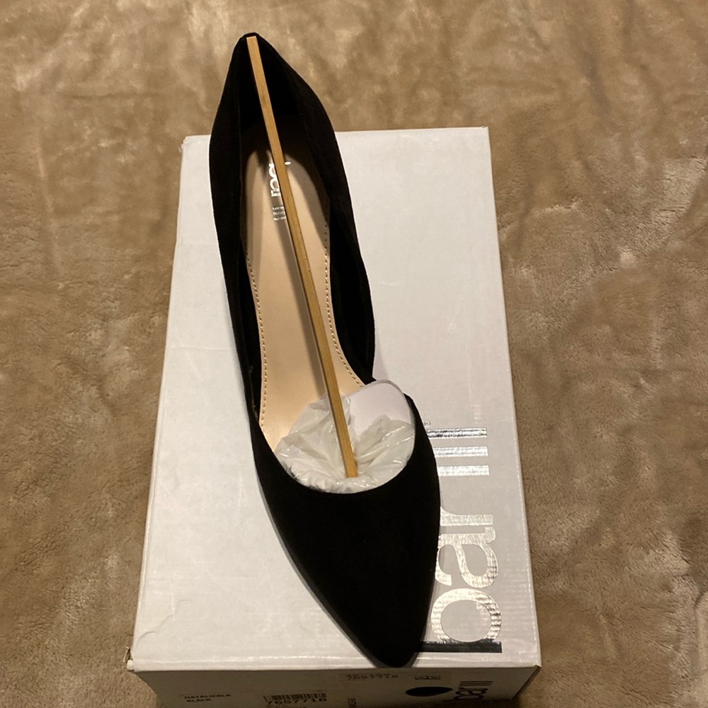Bar III BLACK suede heels